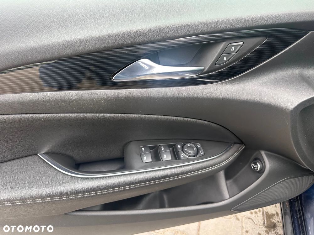 Opel Insignia 1.6 DI Turbo - 13