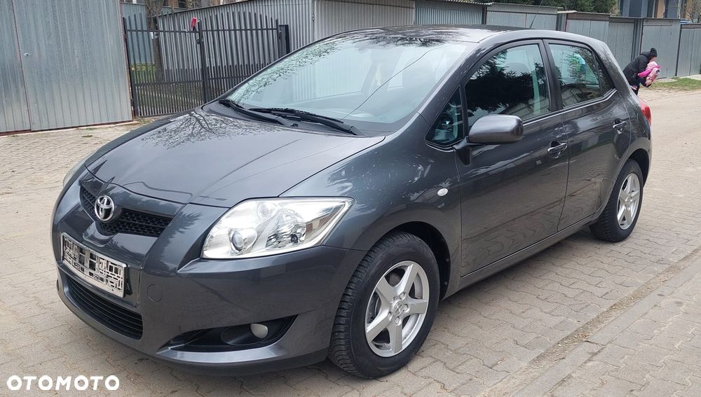 Toyota Auris 1.4 D-4D - 2