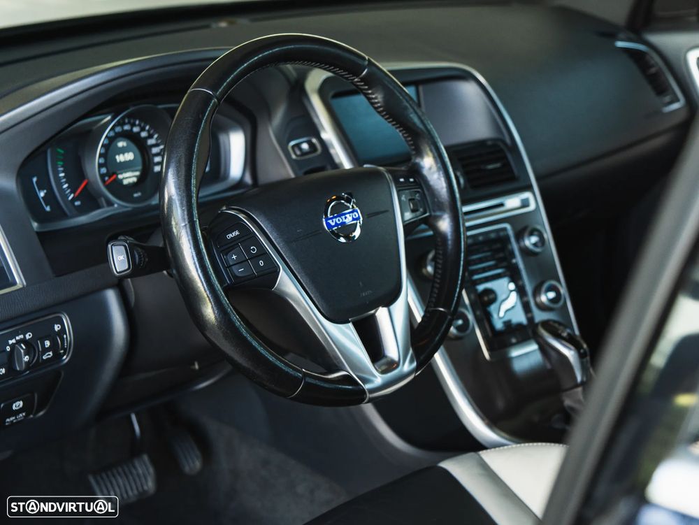 Volvo XC 60 D4 Geartronic Summum - 14