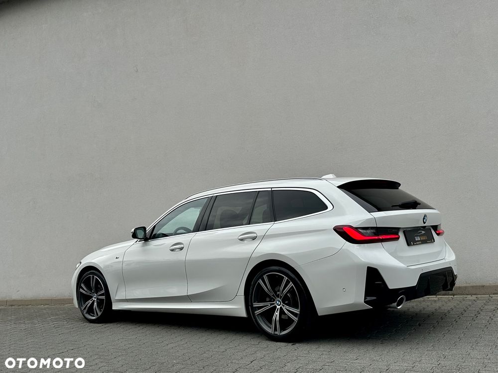 BMW Seria 3 320d xDrive M Sport - 9