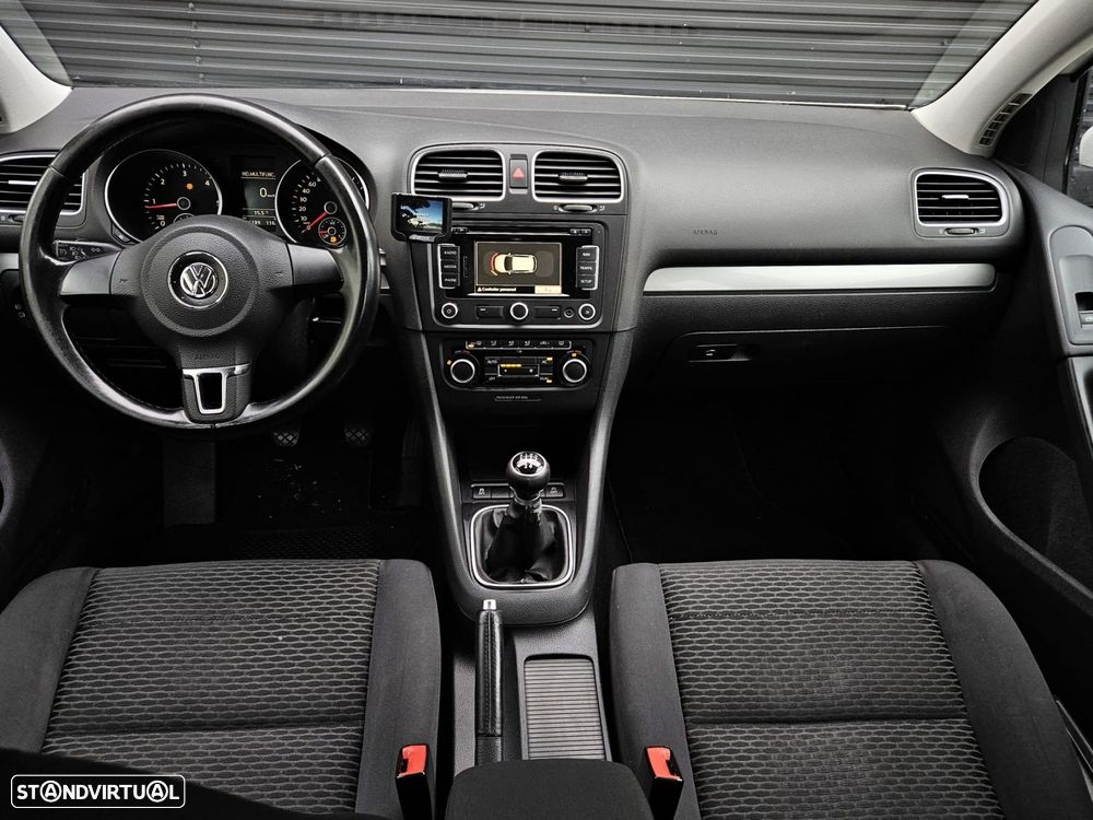 VW Golf 1.6 TDi Confortline - 4