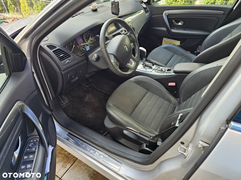 Renault Laguna - 8