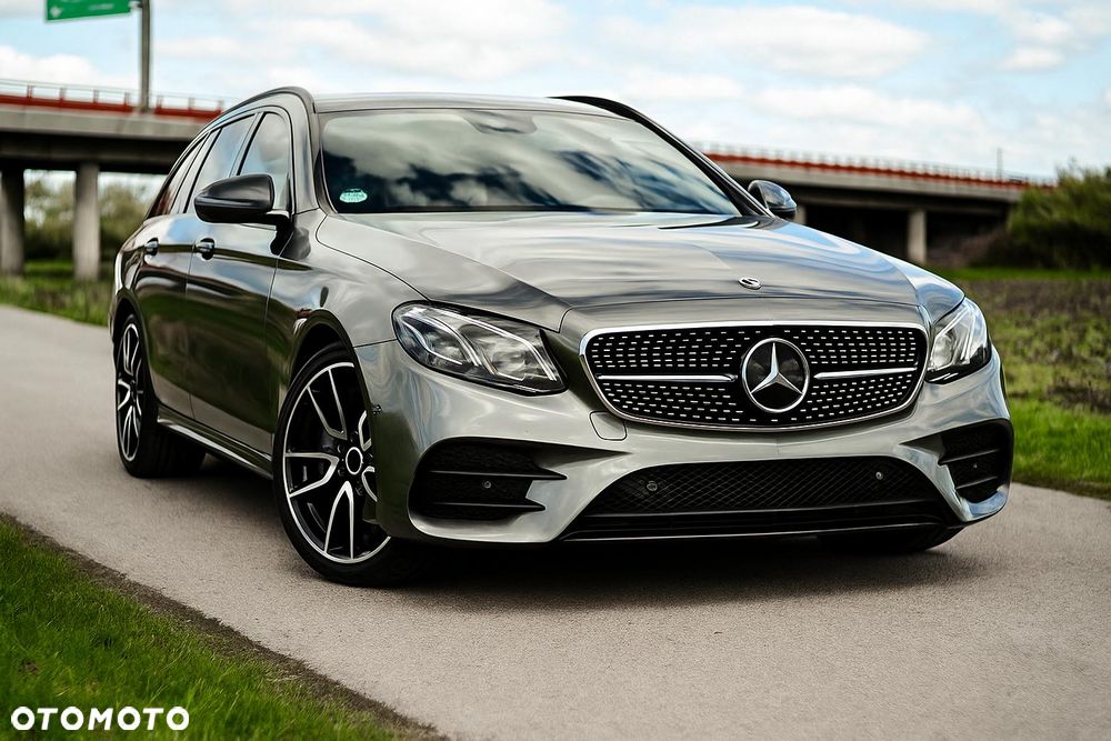 Mercedes-Benz Klasa E AMG 53 4-Matic+ - 3