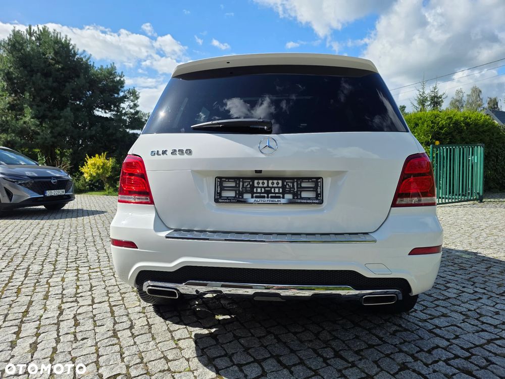 Mercedes-Benz GLK - 21