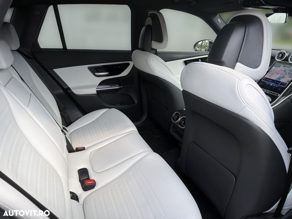 Mercedes-Benz GLC 200 4Matic 9G-TRONIC AMG Line Advanced - 15