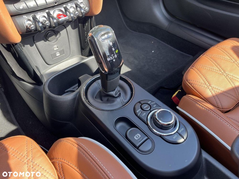 MINI John Cooper Works - 16