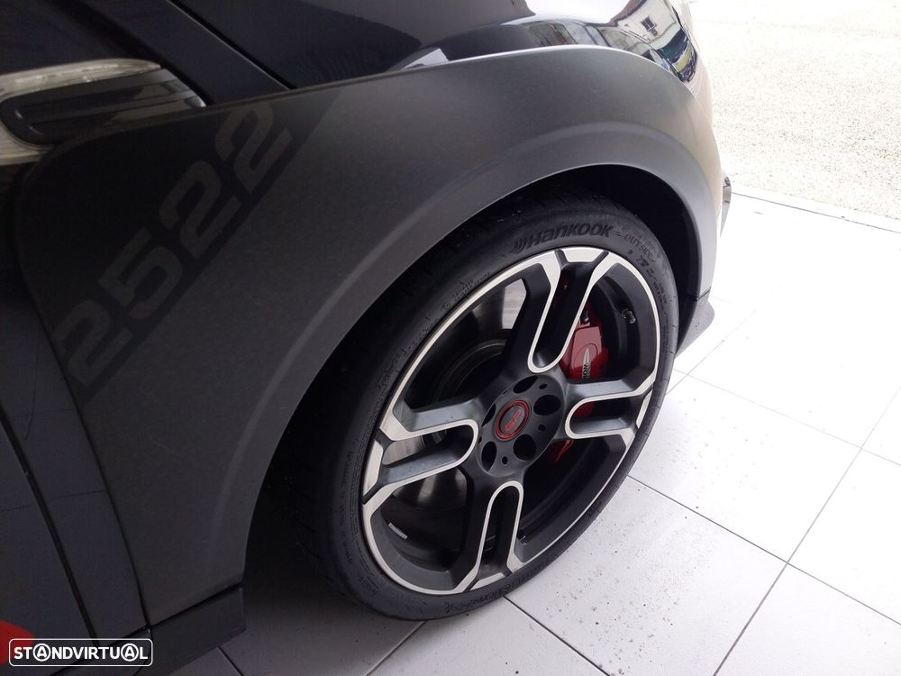 MINI 3 Portas John Cooper Works GP - 15