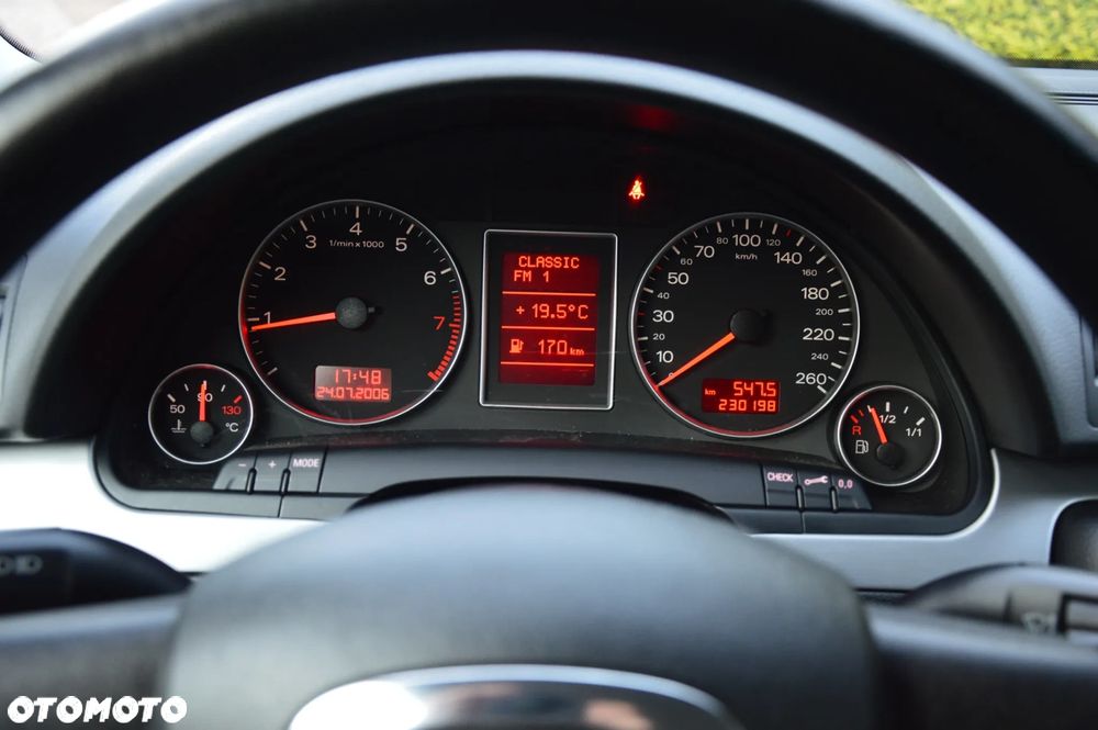 Audi A4 Avant 1.6 - 19