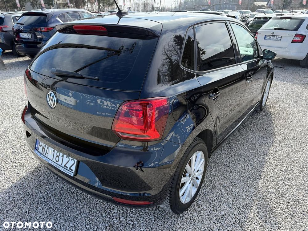 Volkswagen Polo 1.4 TDI Blue Motion Technology Lounge - 4