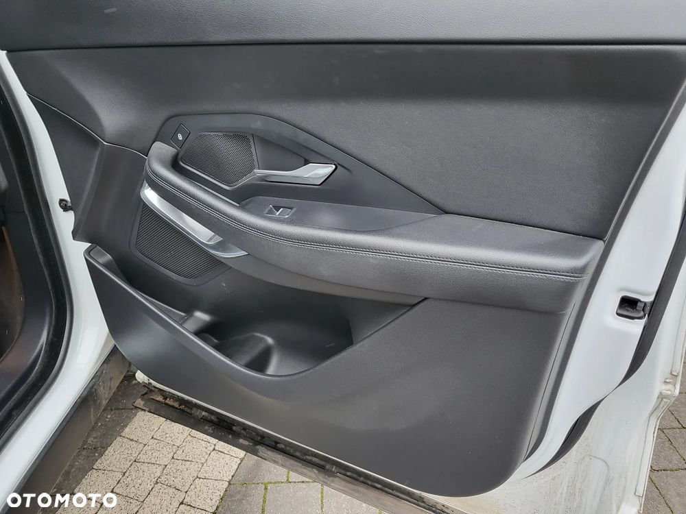 Jaguar E-Pace 2.0 i4P AWD HSE - 6