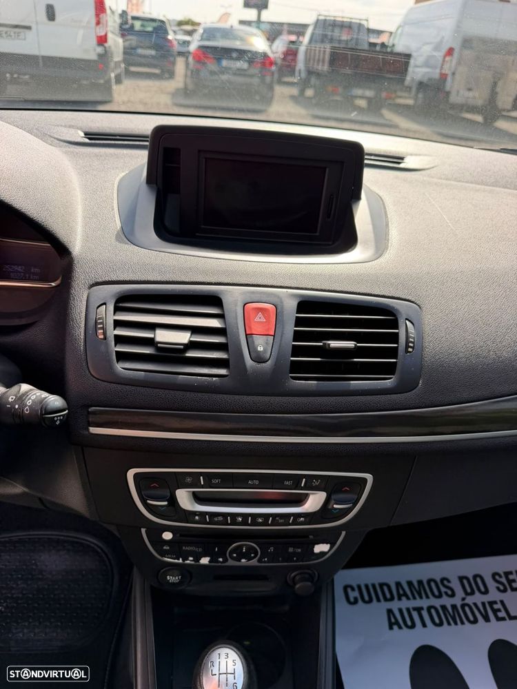 Renault Mégane Coupe 1.5 dCi Dynamique - 19