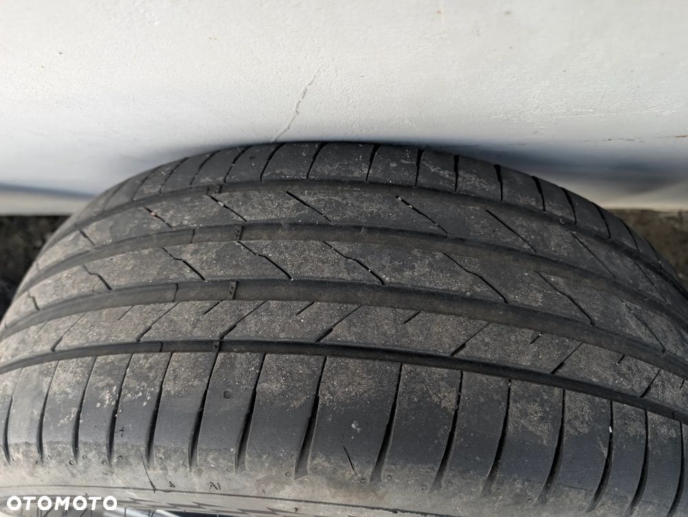235/50R 18 - 5
