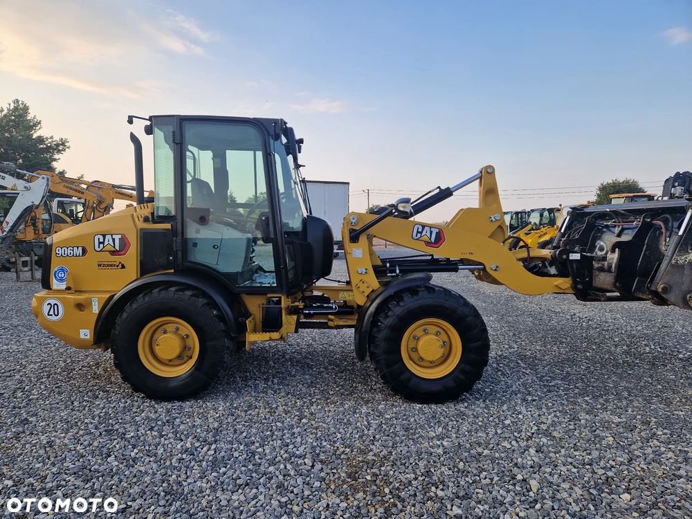 Caterpillar 906M - 7