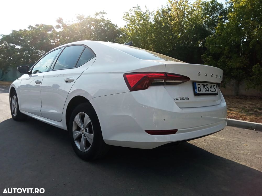 Skoda Octavia 2.0 TDI Ambition - 12