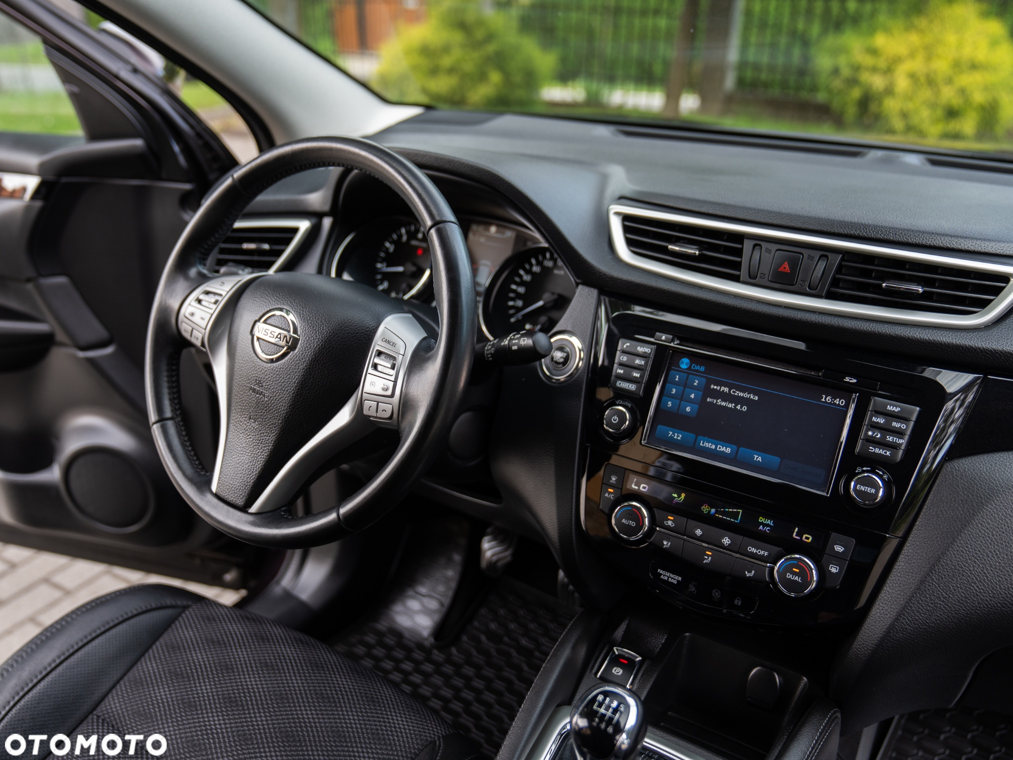 Nissan Qashqai 1.6 DIG-T Tekna+ - 31