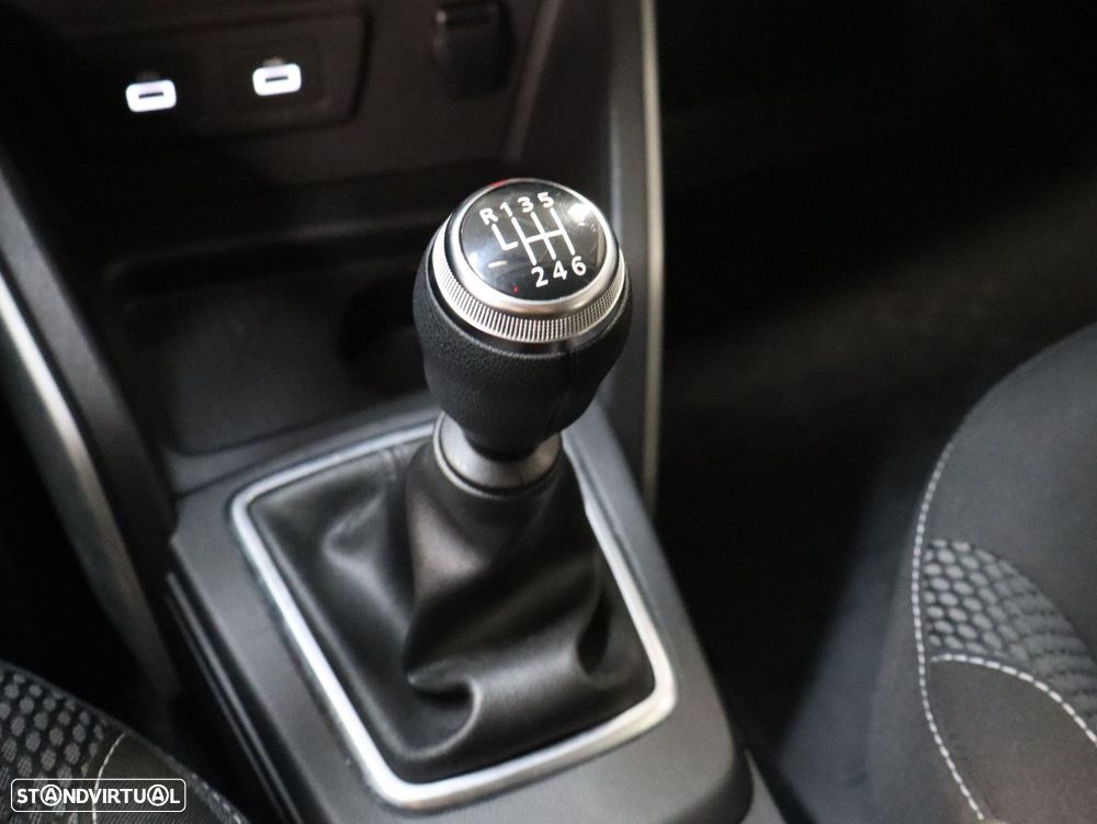 Dacia Duster 1.0 TCe Prestige - 16