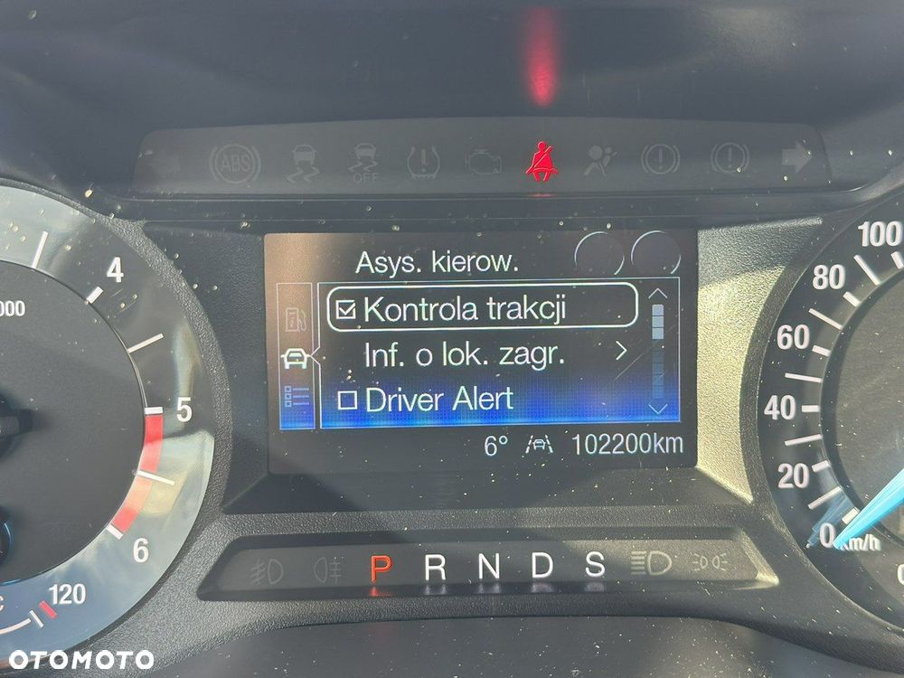 Ford Mondeo 2.0 EcoBlue Titanium - 24