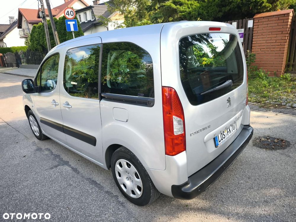 Peugeot Partner 2010 photo 3