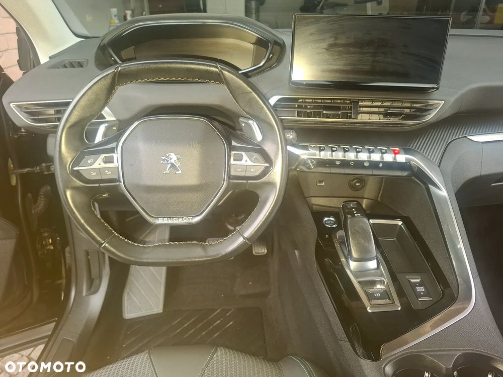 Peugeot 3008 1.2 PureTech Allure S&S EAT8 - 7