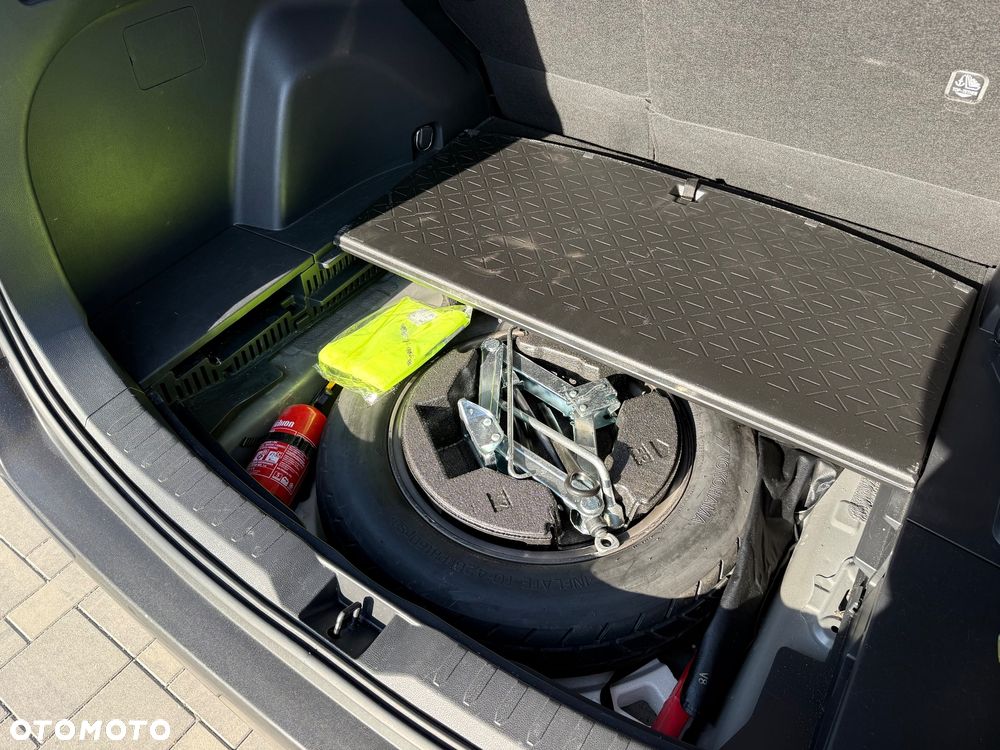 Toyota RAV4 2.5 Hybrid Comfort 4x2 - 11