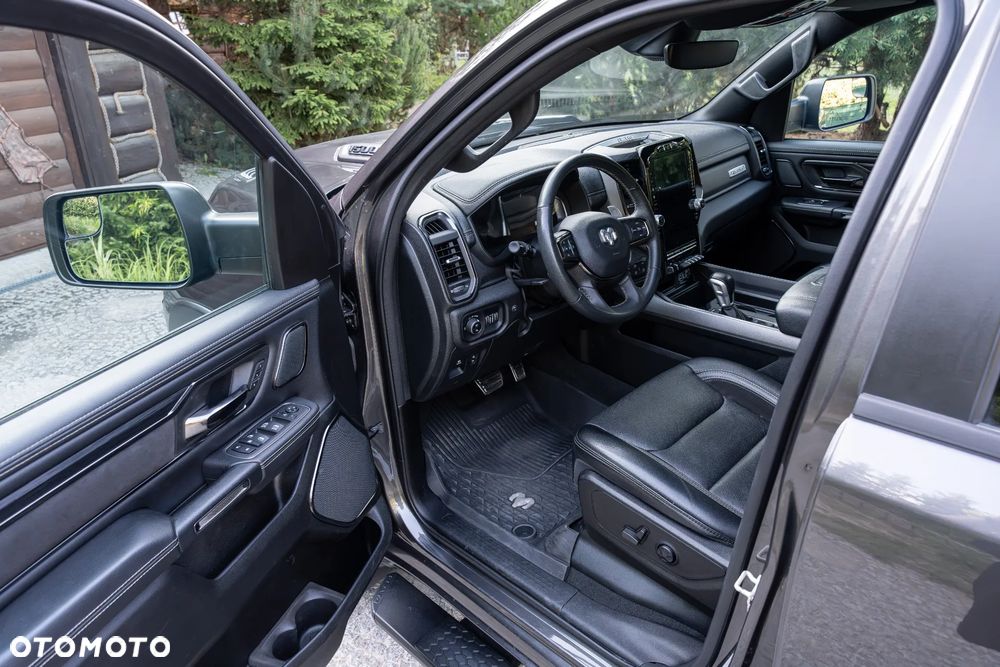 RAM 1500 5.7 Crew Cab Rebel - 21