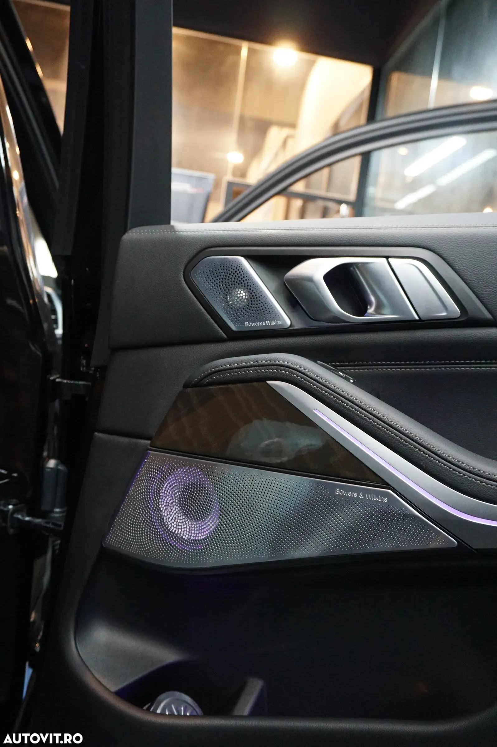 set capace boxe bowers and wilkins BMW X5 X7 capace interior Bowers & Wilkins BMW G05 G07 set complet - 9