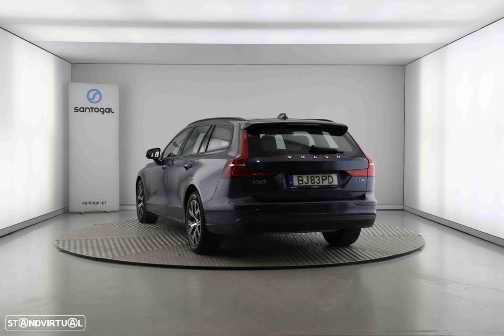 Volvo V60 2.0 B4 Essential Auto - 4