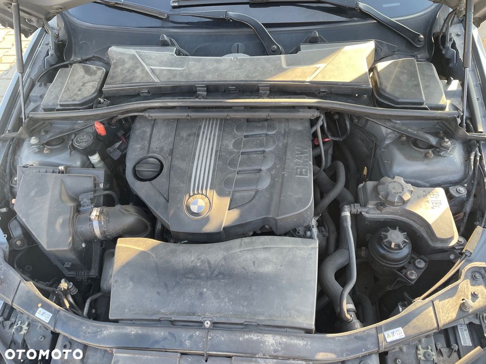 BMW Seria 3 320d xDrive - 15