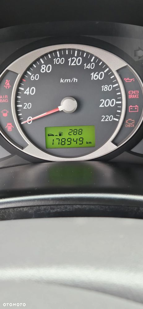 Hyundai Tucson 2.0 CRDi Active - 10