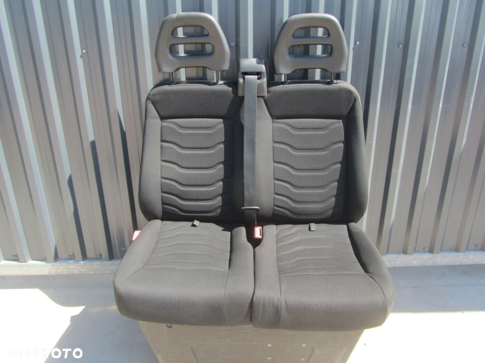 Iveco Daily 14->fotel ławka pasażera UK
