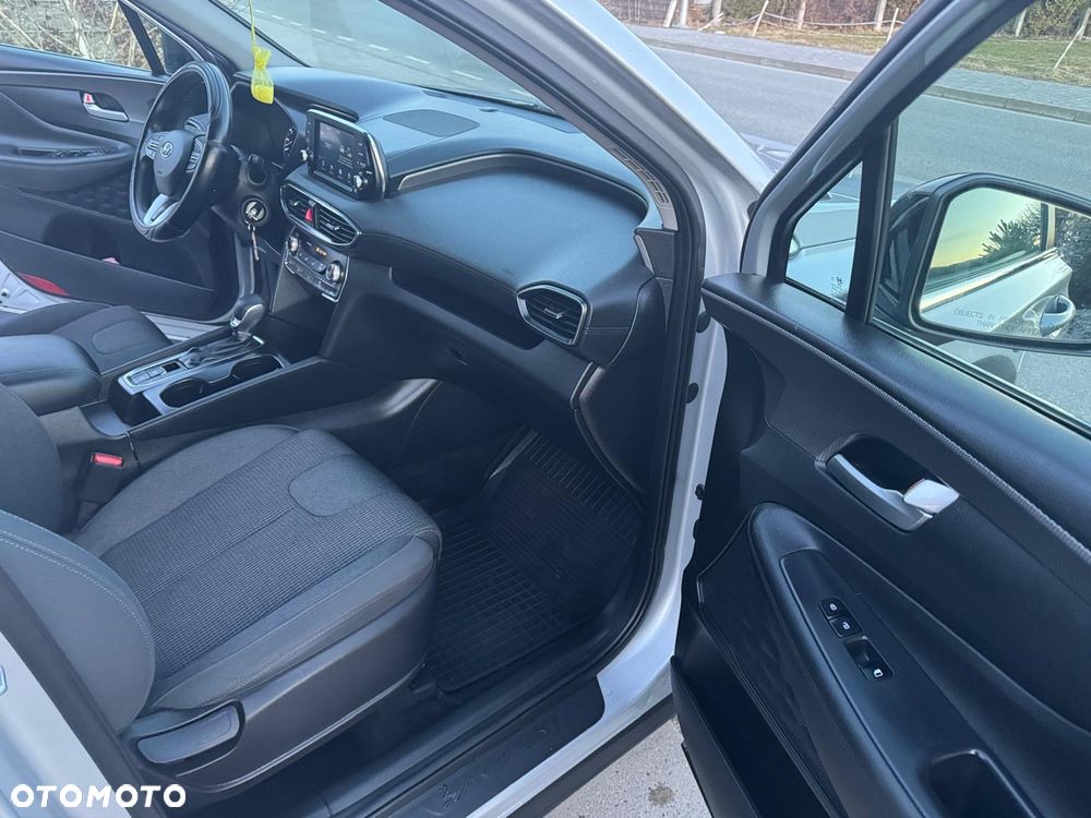 Hyundai Santa Fe - 30