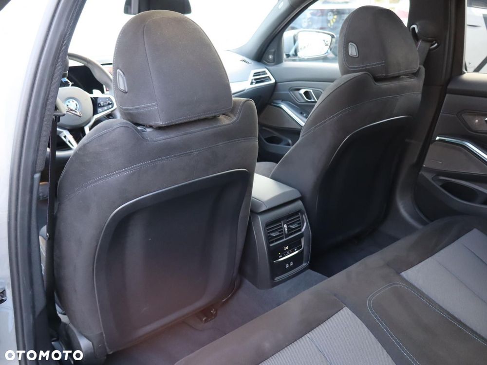 BMW Seria 3 - 15
