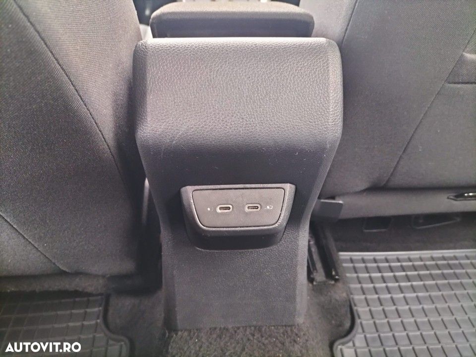 Volkswagen Taigo 1.0 TSI DSG Life - 10