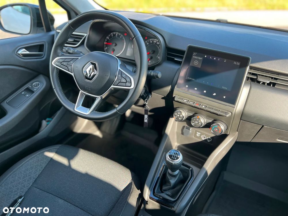 Renault Clio - 12