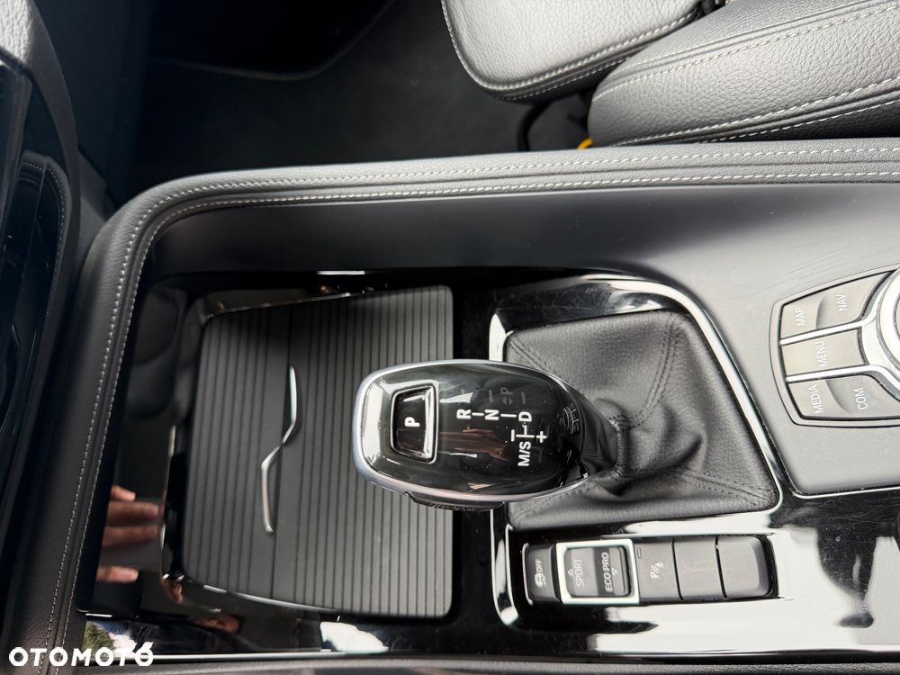BMW X1 sDrive18i xLine - 12