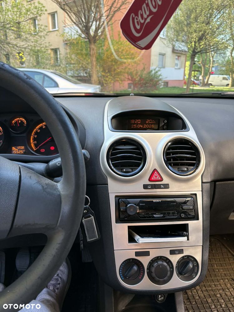 Opel Corsa 1.2 16V Essentia - 3