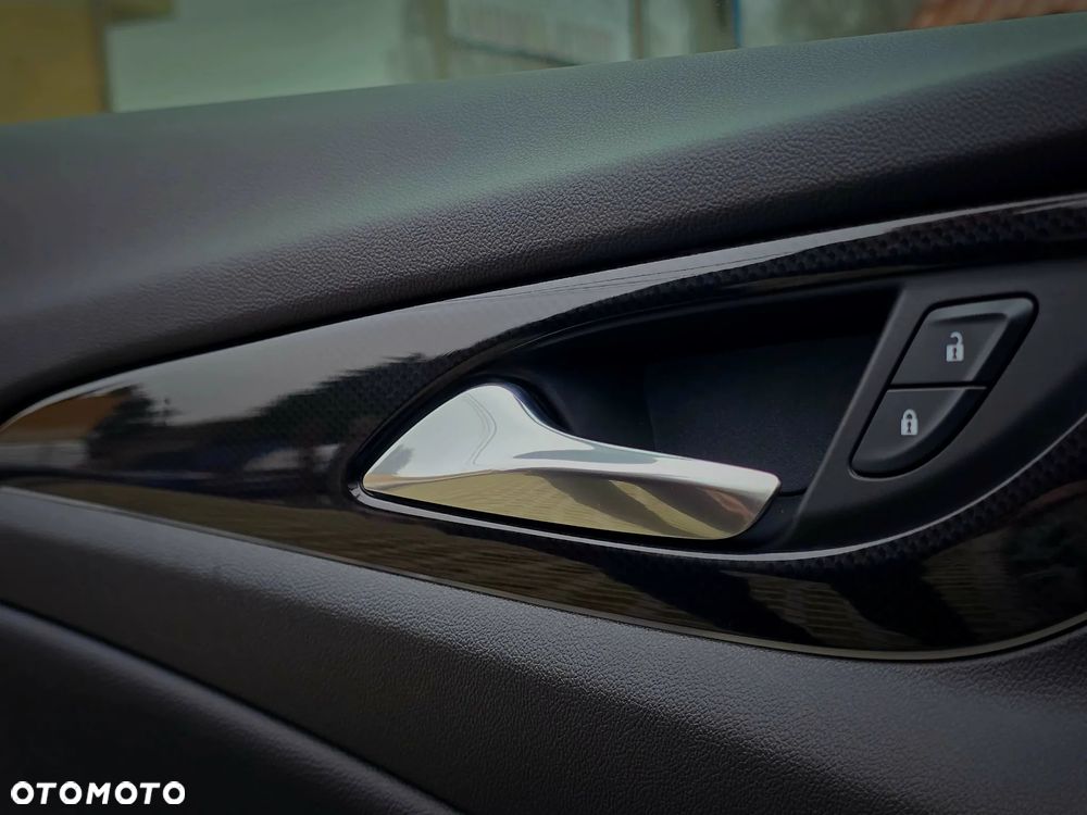 Opel Insignia 2.0 T Business Elegance S&S - 31