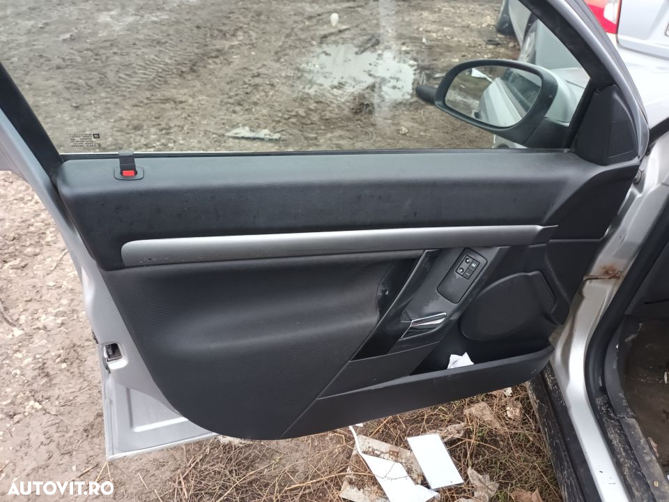 Dezmembrari  Opel VECTRA C  2002  > 2009 1.8 16V Benzina - 7
