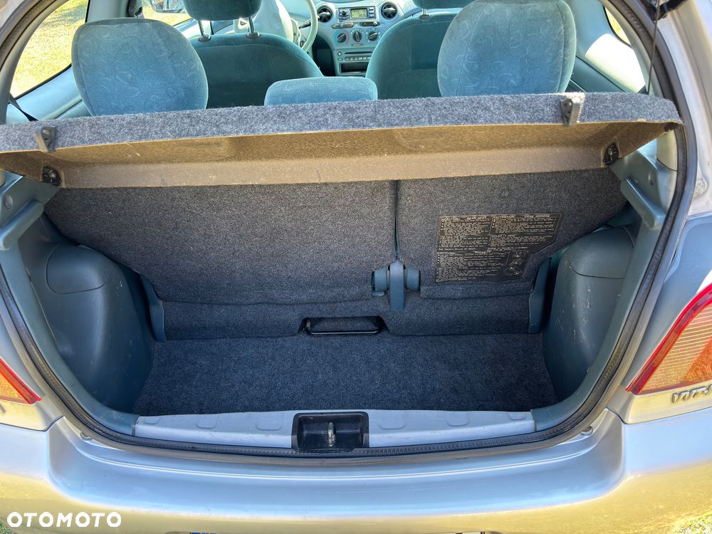 Toyota Yaris - 17