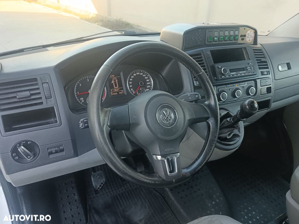 Volkswagen Transporter - 23