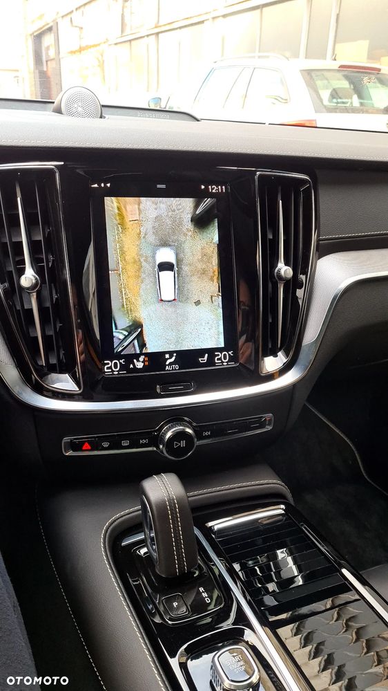 Volvo V60 T8 AWD Plug-In Hybrid Polestar Engineered - 9