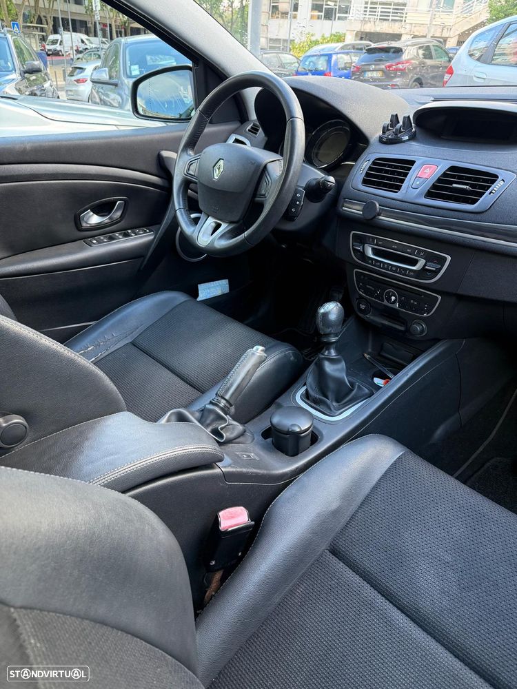 Renault Mégane 1.5 dCi Dynamique S - 5