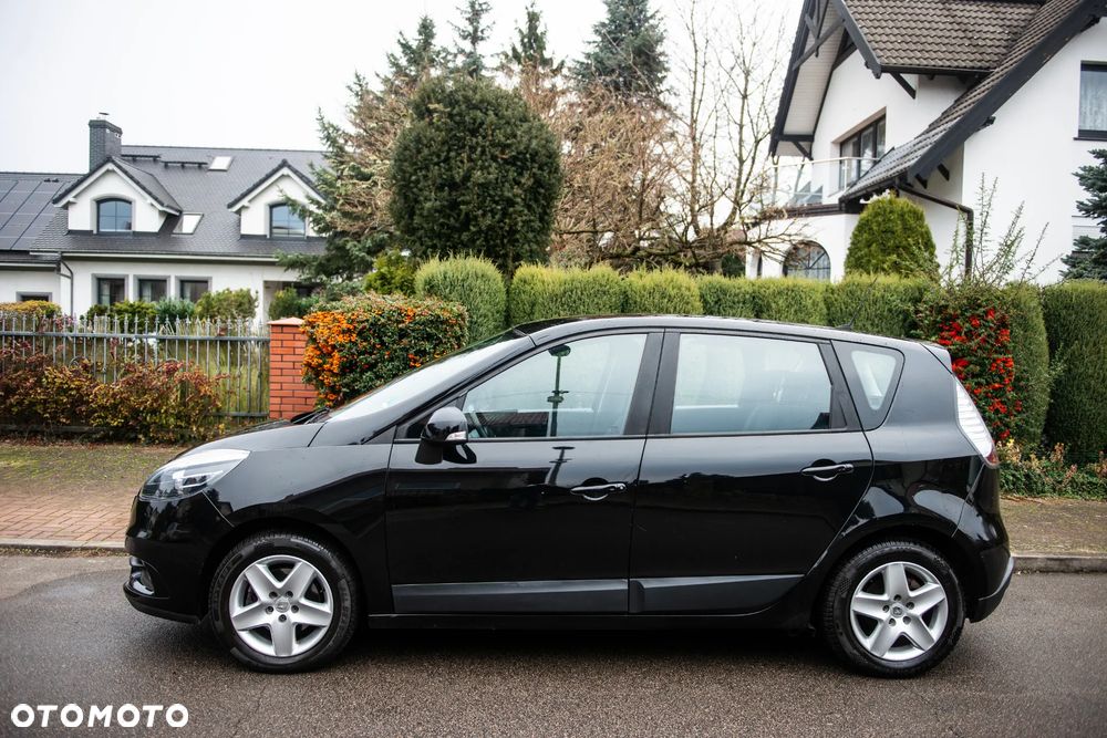 Renault Scenic 1.6 16V 110 TomTom Edition - 11