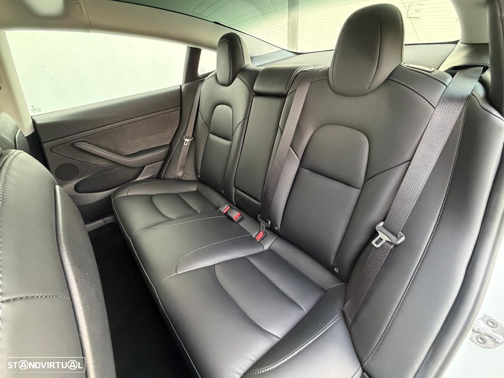 Tesla Model 3 Long Range Tração Traseira - 21