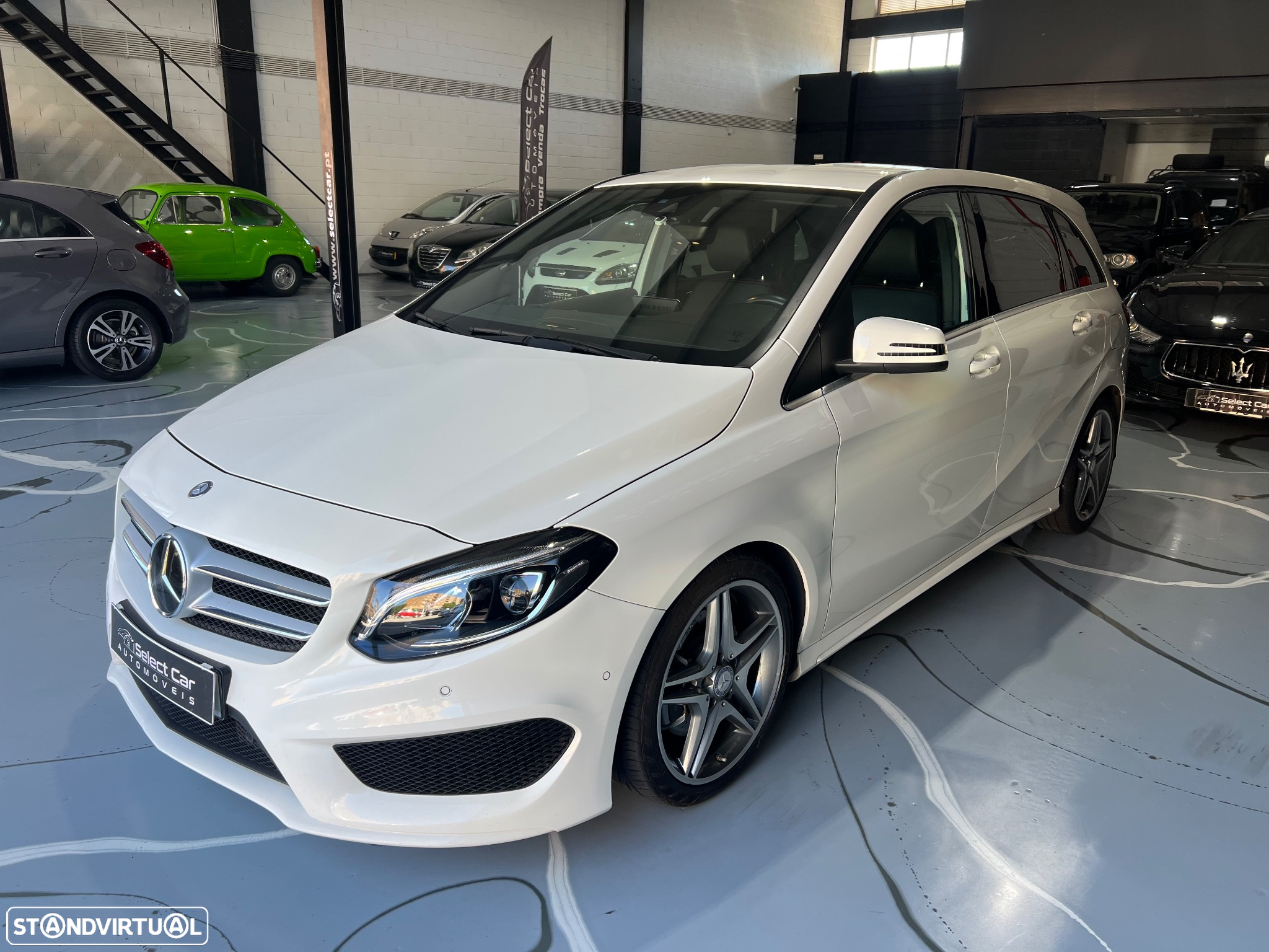 Mercedes-Benz B 220 (CDI) d 7G-DCT AMG Line - 2