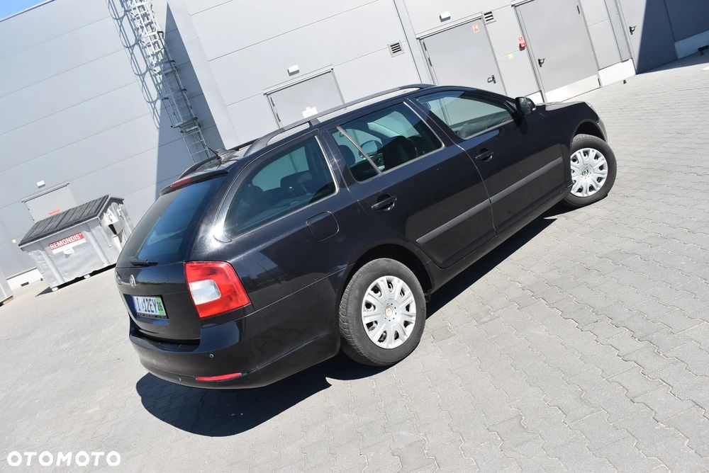 Skoda Octavia 2.0 TDI DPF DSG Ambition - 4