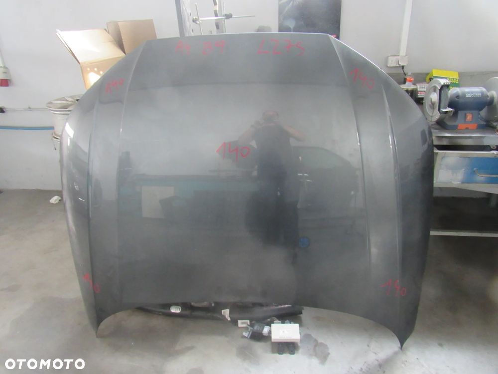 AUDI A4B9 KOMBI LZ7S MASKA 17ROK - 1