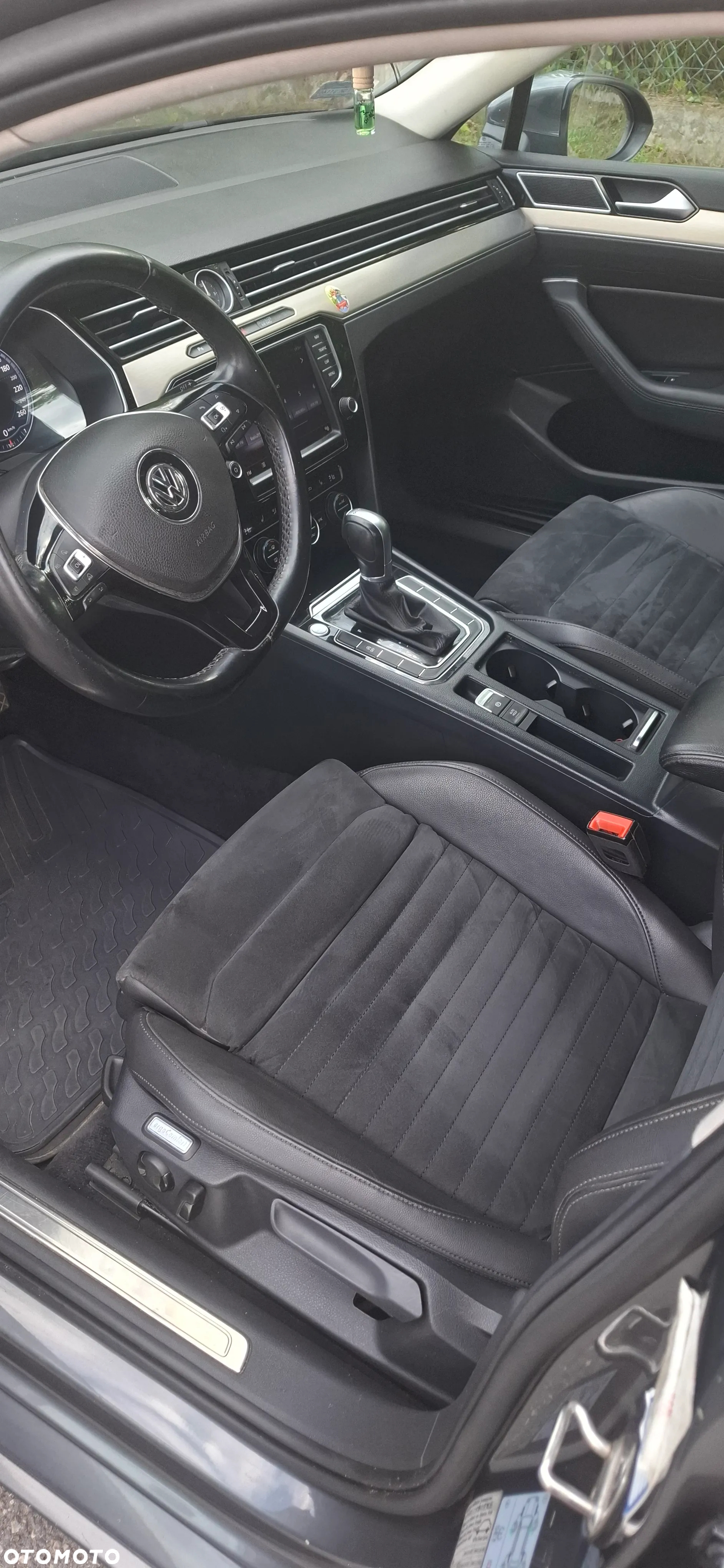 Volkswagen Passat 2.0 TDI BMT Highline DSG - 10