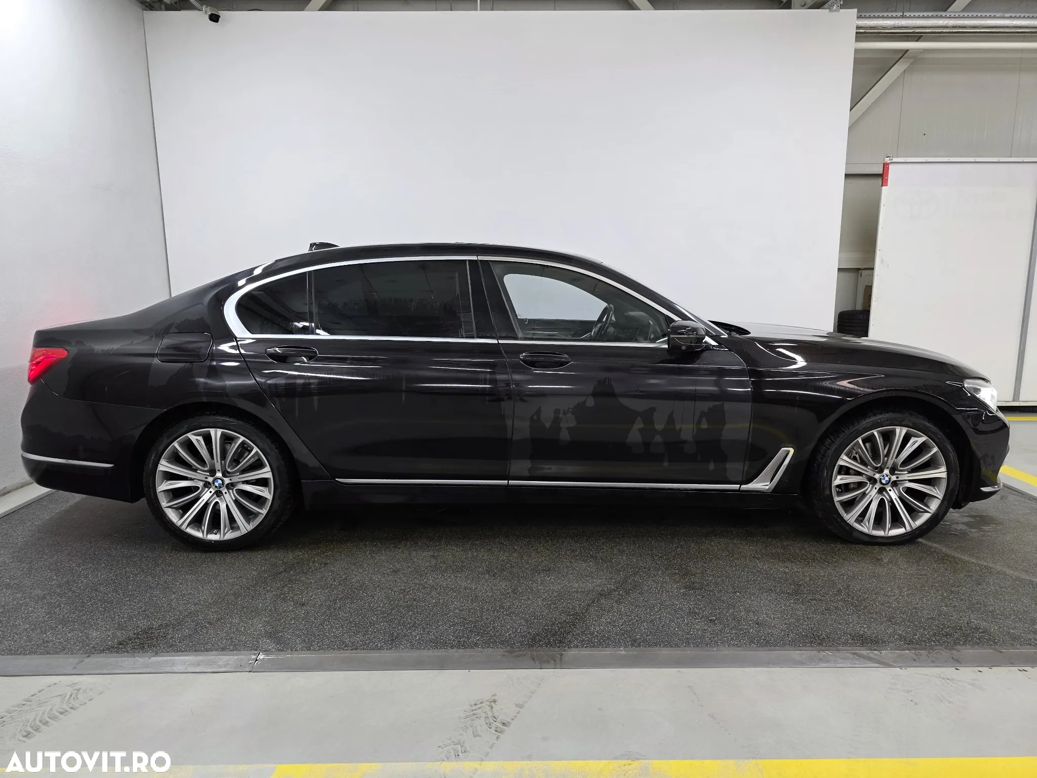 BMW Seria 7 730Ld xDrive - 7