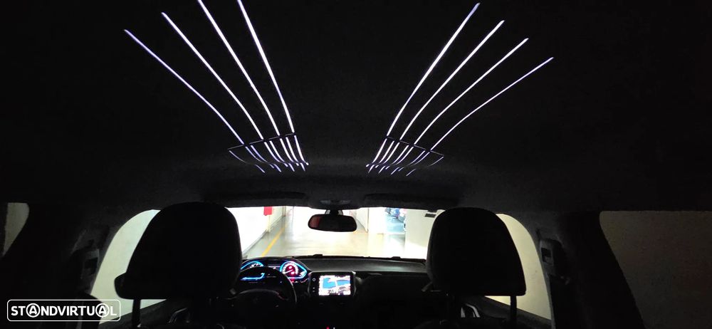 Peugeot 2008 1.6 BlueHDi Allure - 25